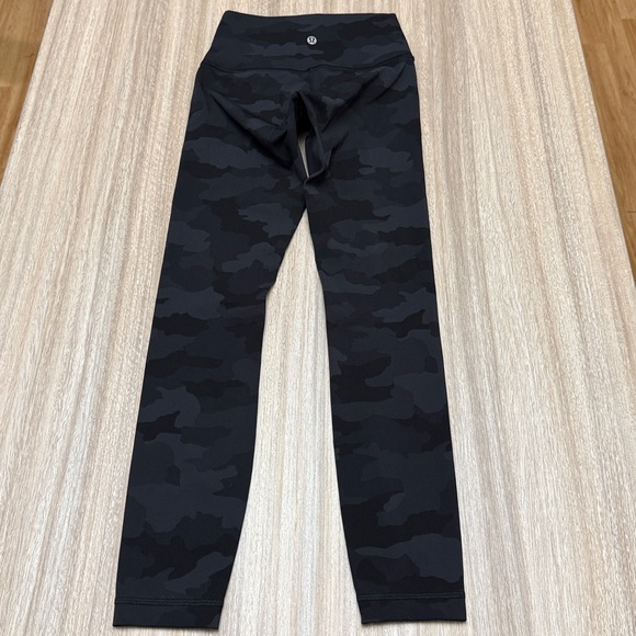 Lululemon Wunder Under High-Rise Tight Size 2 Heritage 365 Camo Deep Coal Multi - Picture 4 of 13